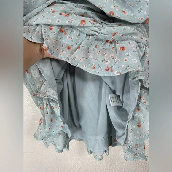 ASTR The Label Dress Short Sleeve Ruffle Neck Ruched Teal Multi Ditsy Women’s M - Picture 8 of 14